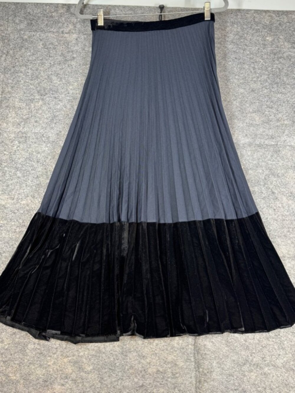 Sandro Pleated Two-Tone Maxi Skirt Size 3 Velvet Trim Quiet Luxury Belted Chic - Picture 12 of 14